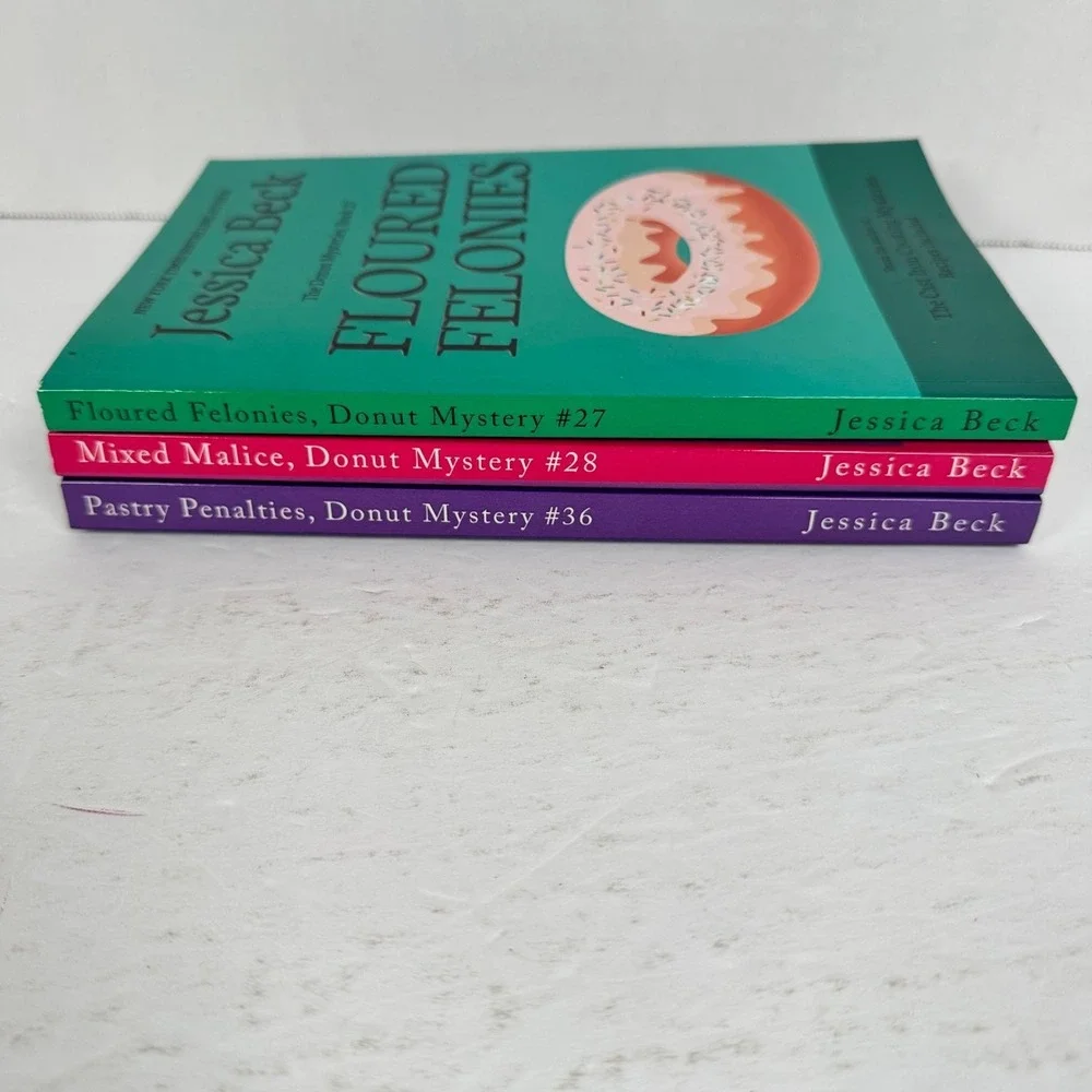 Donut Mysteries Lot Jessica Beck 2016-2018‎ First Edition 3 Books Recipes